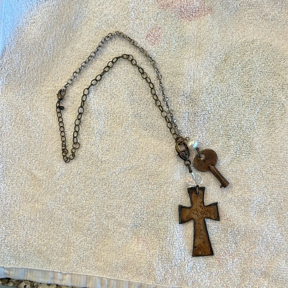 Jewelry - Vintage Cross and Key Necklace